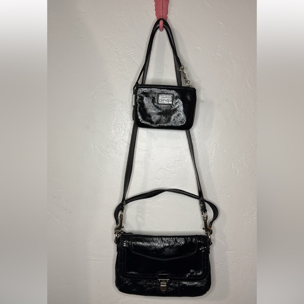Coach Poppy Lyla Onyx Patent Leather w/ matching wristlet